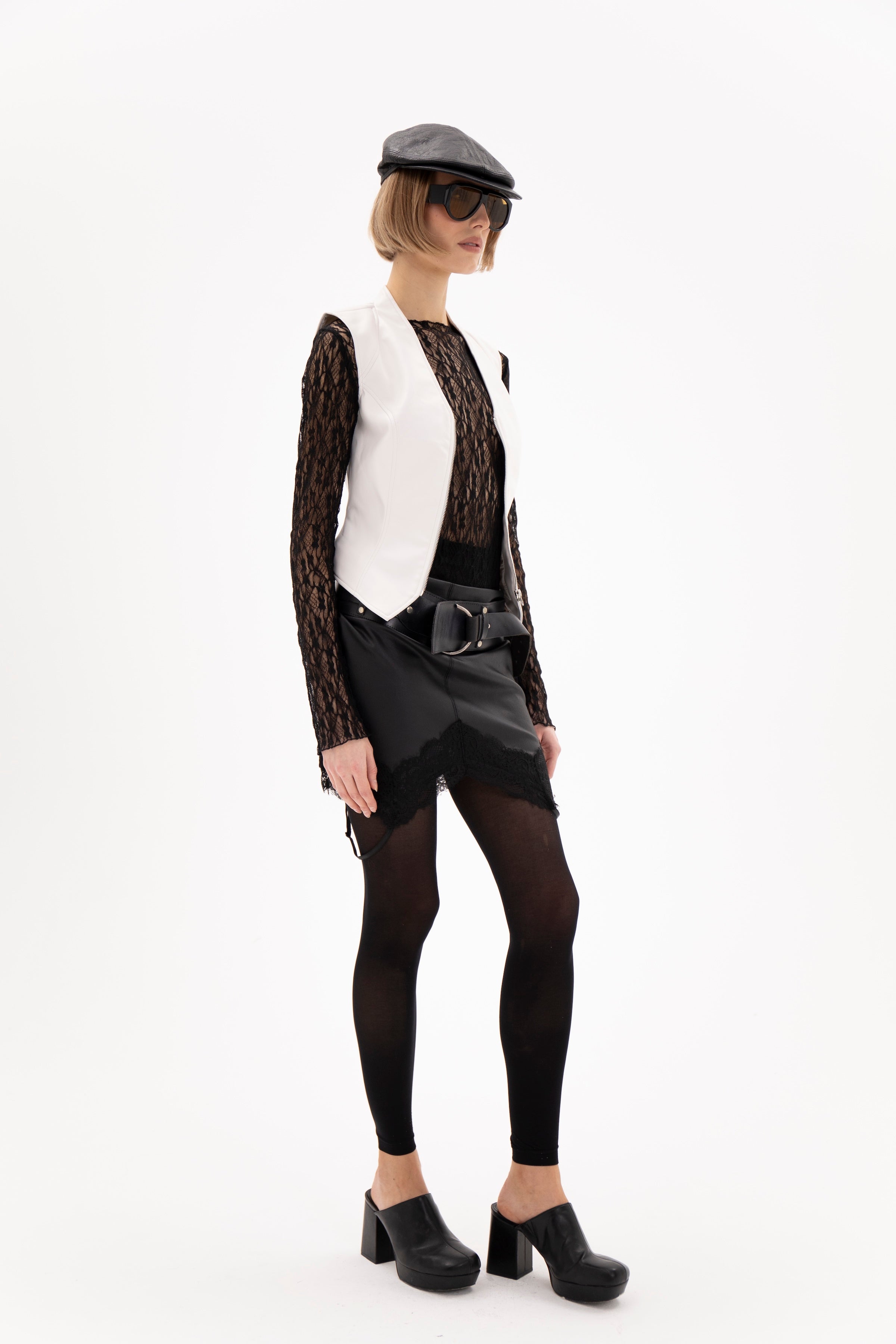Epure Leather Vest White