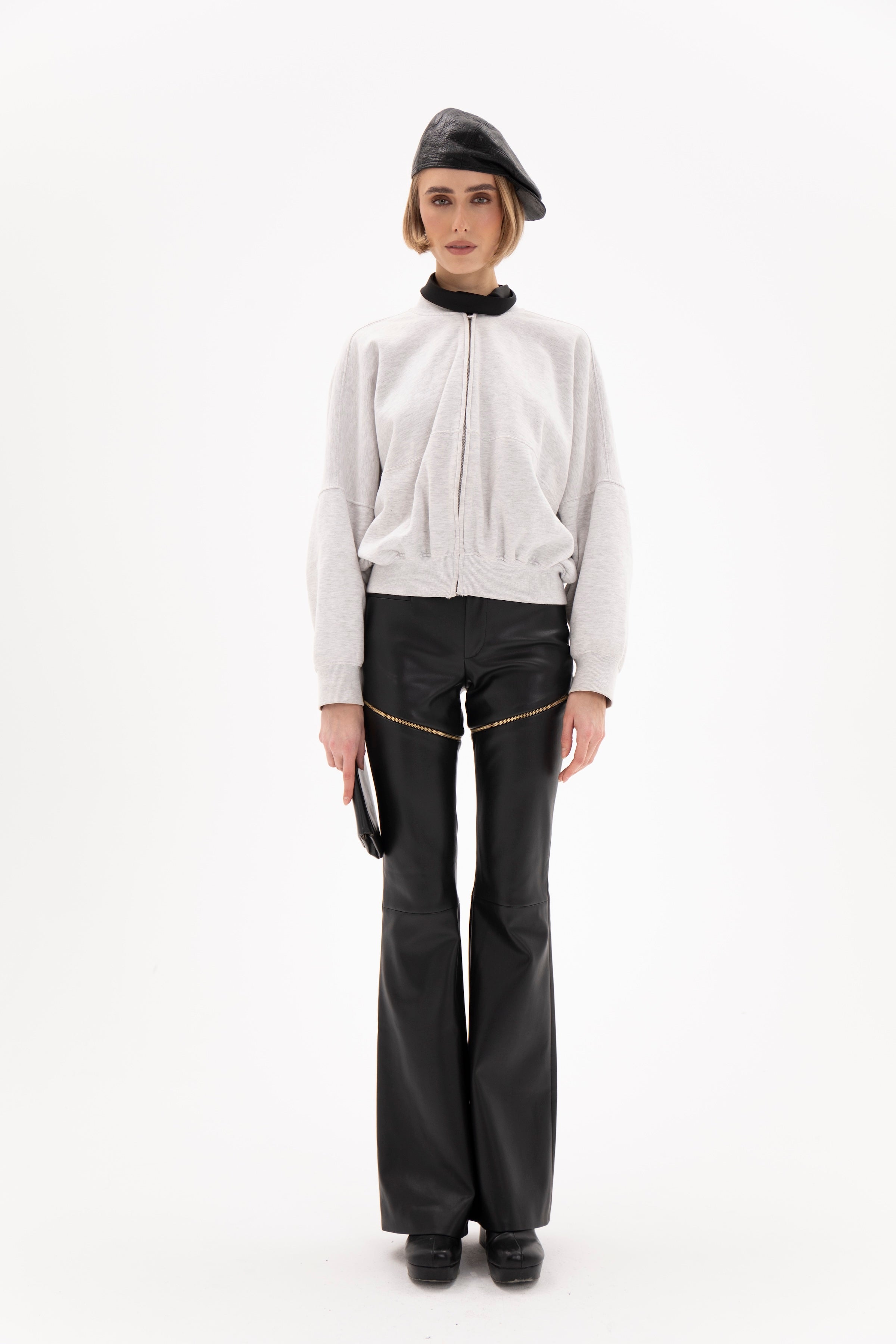 Auro Trousers Black