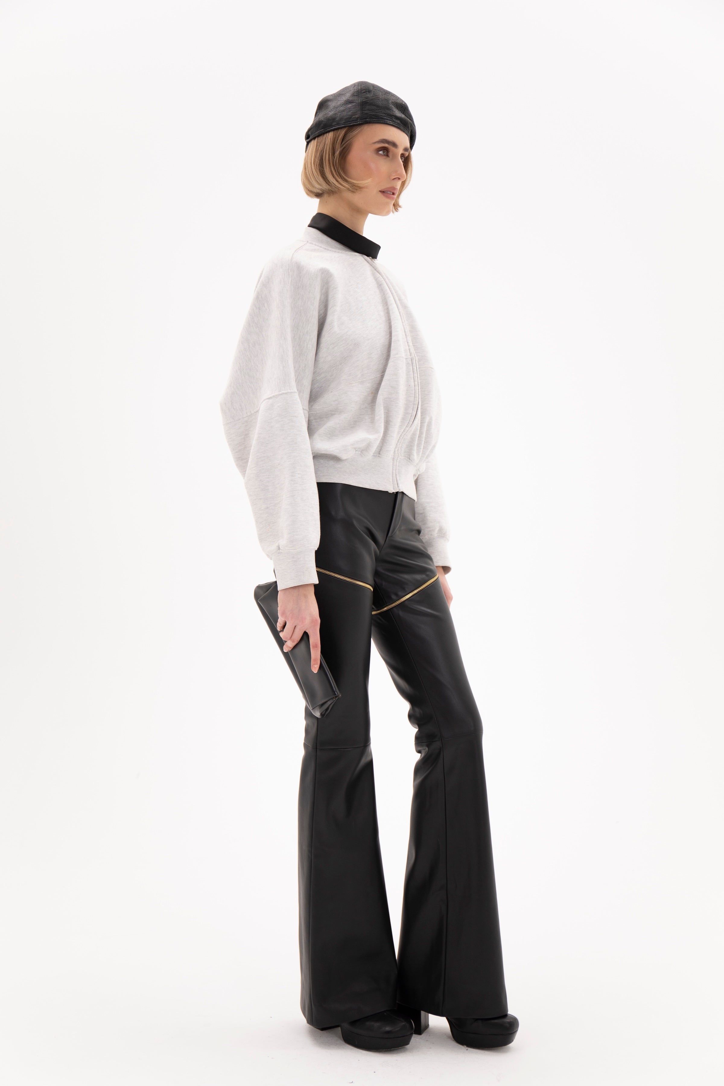 Auro Trousers Black