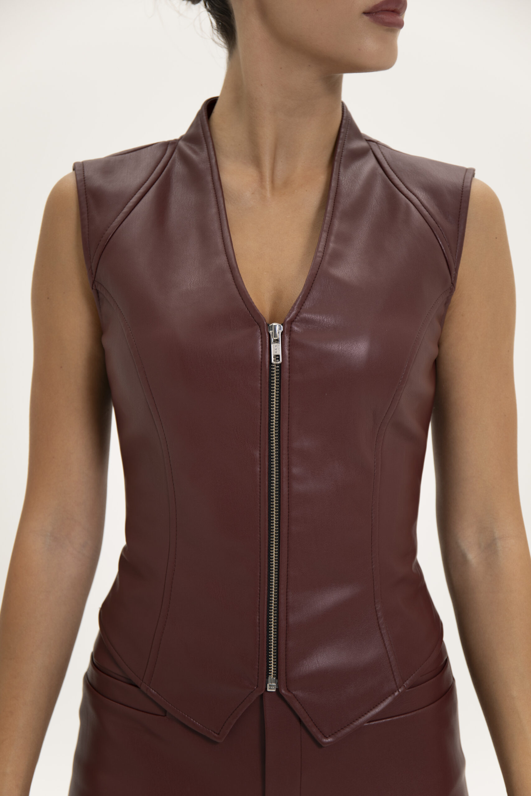 Leather Vest Épure Burgundy