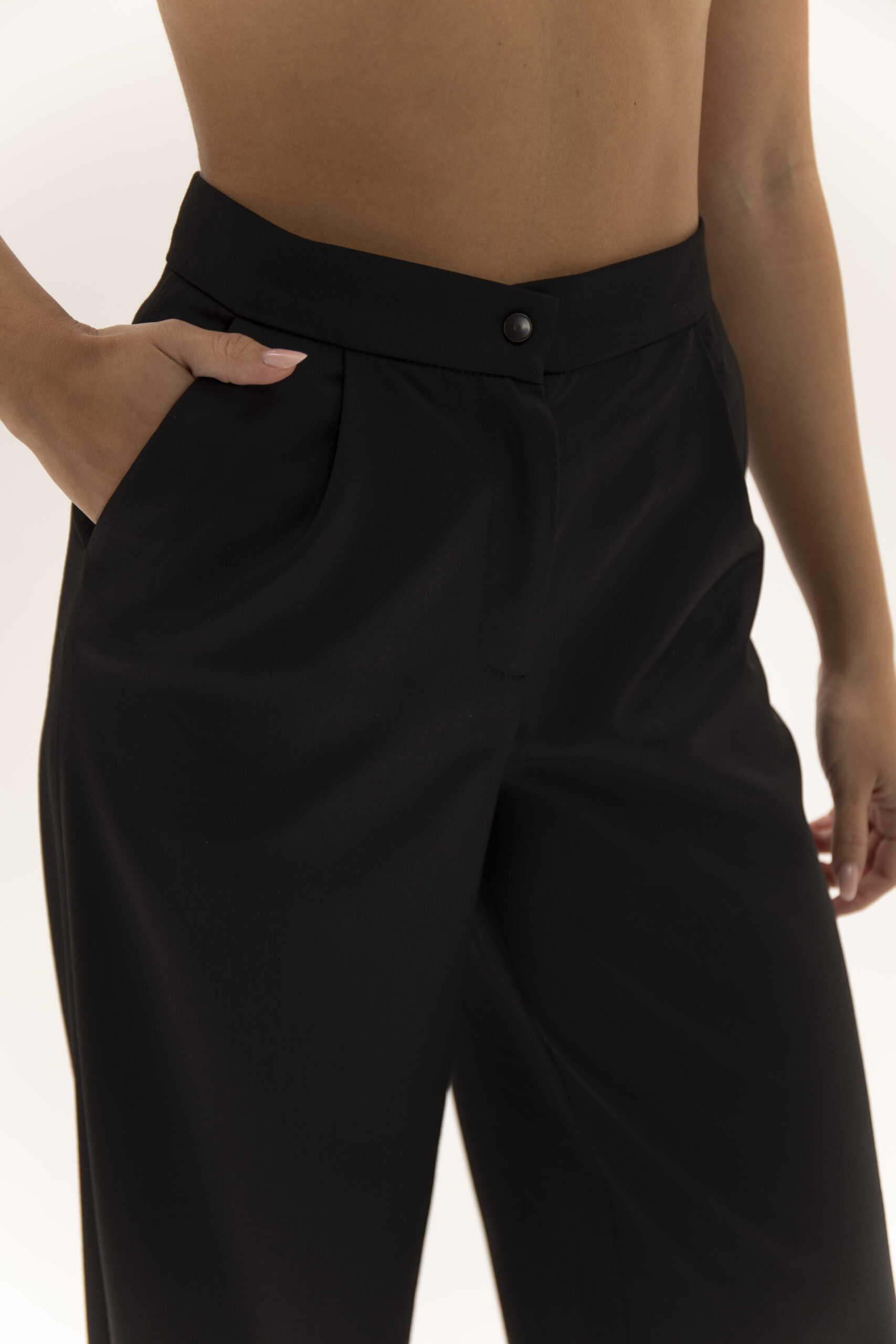 Maven Pants Black - Image 6